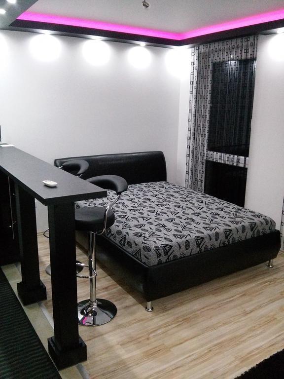 Fészek Apartman Debrecen Habitación foto