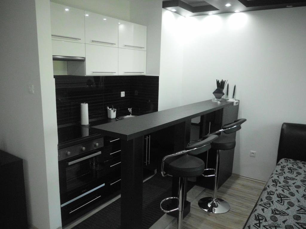 Fészek Apartman Debrecen Habitación foto